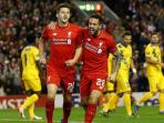 danny-ings-kanan-merayakan-gol-yang-diciptakan-adam-lallana-kiri_20151231_181357.jpg