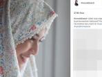 dian-sastro-jilbab_20160608_121150.jpg