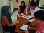 dinas-kesehatan-kota-melakukan-pendataan-di-rumah-sakit-ibu-dan-anak-bunda-noni-di-ka_20160630_101406.jpg