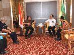 diskusi.jpg