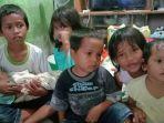 enam-bocah-yatim-piatu-yang-ditinggalkan-ayah-dan-ibu-meninggal-dunia.jpg