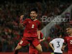 gelandang-timnas-u-19-indonesia-witan-sulaeman-kiri-merayakan-gol_20180923_193909.jpg