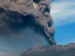 gunung-raung-muntahkan-material-vulkanik_20150806_145423.jpg
