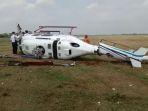 helikopter-berwarna-putih-biru-itu-terlihat-mengalami-kerusakan123.jpg