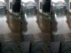 hujan-lebat-akibatkan-banjir-setinggi-lutut-di-km-5-aktifitas-warga-terganggu.jpg