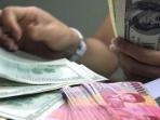 ilustrasi-rupiah-dan-dolar_20150404_135946.jpg