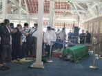 jenazah-oded-m-danial-tiba-di-pendopo-kota-bandung.jpg