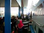 keberangkatan-penumpang-di-pelabuhan-boom-baru-palembang_20150712_090850.jpg