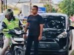 keluarga-ojol-pontianak-yang-dipukul-tni-letda-f-tolak-damai.jpg