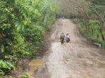 kerusakan-jalan-desa-talang-batu-karena-proyek-tol.jpg