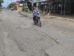 kerusakan-jalan-lintas-kepahiang-pagar-alam-di-empat-lawang.jpg