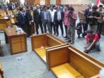 ketua-fraksi-ppp-di-dpr-ri-hasrul-azwar-menggulingkan-meja.jpg