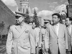 kim-il-sung-mengunjungi-moskow.jpg
