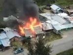 kkb-papua-kembali-berulah-dengan-membakar-16-rumah-warga-di-kampung-kago.jpg