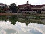 kolam-retensi-belakang-rsmh-palembang.jpg