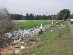 lautan-sampah-menumpuk-di-lebak-desa-tanjung-batu-ogan-ilir_20180320_215153.jpg