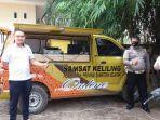lurah-gandus-ardhani-meninjau-samsat-keliling-online-dispenda-sumsel-rabu-2012021.jpg