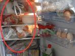 makanan-dengan-plastik-di-kulkas.jpg