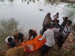mayat-di-sungai-enim_20181009_181726.jpg