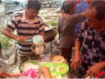 pembagian-bubur-asyura-di-palembang_20180920_114926.jpg