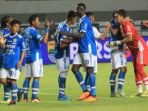 persib-bandung-seusai-menghadapi-persela-lamongan_20180722_220209.jpg
