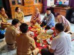 pj-bupati-pali-rasidin-hasan-yang-sempat-menyampaikan-kekecewaan-terhadap-pelayanan-puskesmas-abab.jpg