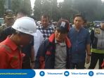 pjs-walikota-palembang-najib-stop-penggalian-tak-berizin_20180421_131310.jpg