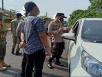 pos-penyekatan-simpang-batumarta-km-15-oku-jumat-752021.jpg