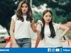 potret-ochi-rosdiana-dan-natasha-wilona-di-luar-syuting-anak-band-sctv.jpg