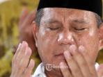 prabowo-subianto-menutup-mata.jpg