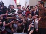 presiden-joko-widodo-melayani-wawancara-di-istana-merdeka.jpg