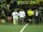 raul-gonzales-bersiap-melakukan-kick-off-pembukaan-cotif.jpg