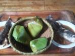 rumah-makan-ibat-daun-menyajikan-aneka-hidangan.jpg