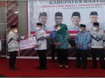 rusmadi-guru-honorer-di-banyuasin-mendapat-bantuan-bedah-rumah-senin-20122021.jpg
