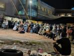 Banjir Air Mata saat Salat Jenazah Massal 8 Korban Tewas Kecelakaan Bromo: Kembali ke Allah
