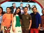 seluruh-host-dahsyat-felicya-ayu-dewi-shanaz-raffi-ahmad-denny-cagur-dan-anwar_20160422_135157.jpg