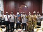 silaturahmi-kapolres-oku-timur-akbp-nuryono-bersama-bupati-h-lanosin-selasa-132022.jpg