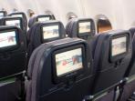 sistem-ife-in-flight-entertainment-dalam-kabin-pesawat-boeing-737-800_20150518_162559.jpg