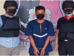 tersangka-pemerkosa-di-musirawas-bn-diamankan-di-mapolres-kamis-712021.jpg