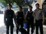tim-k-9-shabara-polda-sumsel-dan-anjing-pelacak_20161224_181955.jpg