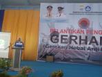wakil-walikota-palembang-fitrianti-agustinda-saat-memberikan_20161017_095317.jpg