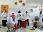 walikota-palembang-harnojoyo-meninjau-ptm-di-sdn-136-palembang-rabu-1592021.jpg