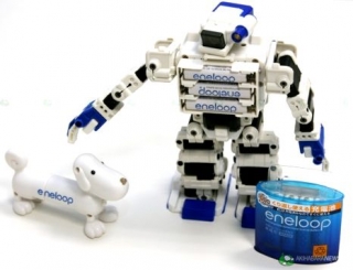 Inilah Robot Paling Kecil di Dunia.. - i_sobot_img_4602.jpg