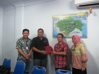 Telkomsel Kunjungi Sripo dan Tribun Sumsel - telkomsel1.jpg