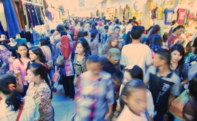 Foto : Keramaian Pengunjung Toko Megaria - IMG_20140720_162531.jpg