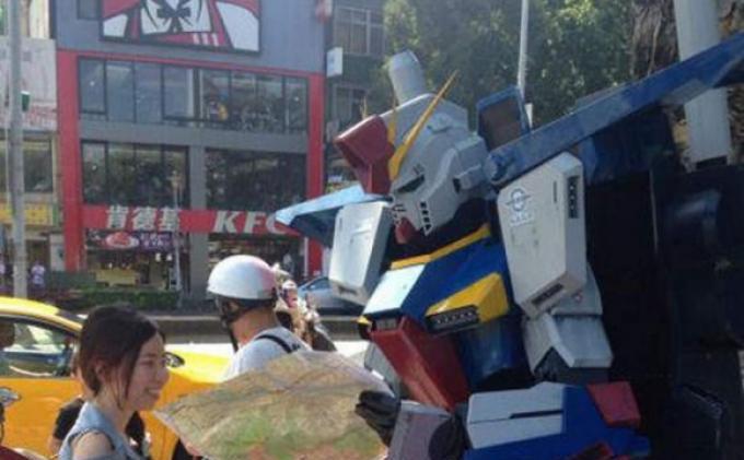 Bagaimana Jadinya Bila Ultraman Harus Bepergian Dengan Kereta - p5utoqodlagvqkm.jpg