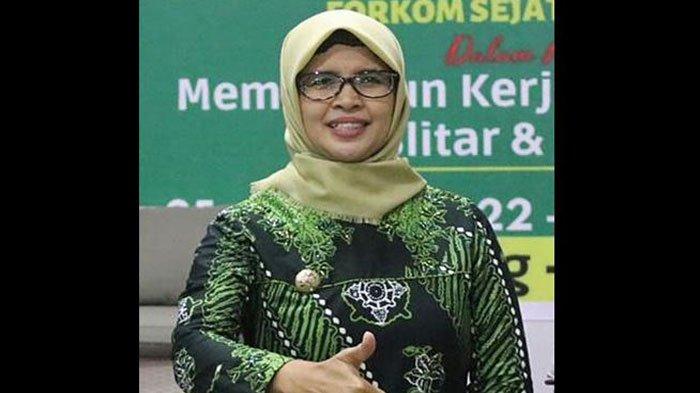 BIODATA Rini Syarifah Bupati Blitar yang Sewakan Rumah Pribadi untuk Rumdin Wabup, Hartanya Rp 9 M