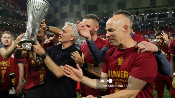 AS ROMA Juara UECL, Bukti Jose Mourinho Masih Layak Disebut The Special One: Ini Daftar Capaiannya