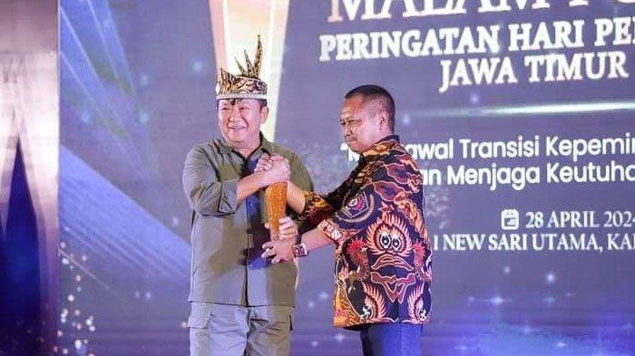 Malam Puncak HPN Jatim, Bupati Jember Hendy Siswanto : Pers Profesional Mengawal Pilkada 2024