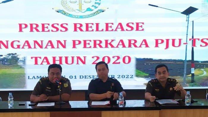 Kejari Lamongan Bongkar Dugaan Mega Korupsi Dana PJU Tenaga Surya, 4 Orang Jadi Tersangka